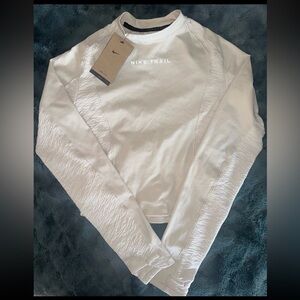 Nike Trail - Nike Trail -Women's Dri-FIT Long-Sleeve Running Top